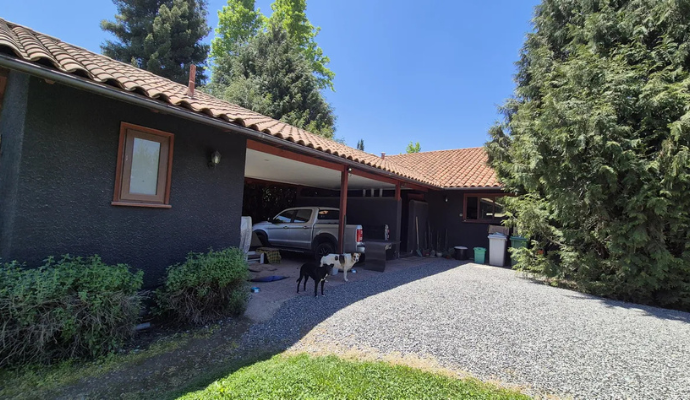 PARECELA CON CASA DE 257 M2 CAMINO EL CRUCERAL, PIRQUE