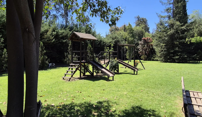 PARECELA CON CASA DE 257 M2 CAMINO EL CRUCERAL, PIRQUE