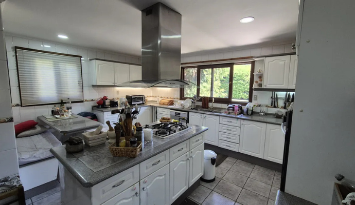 PARECELA CON CASA DE 257 M2 CAMINO EL CRUCERAL, PIRQUE