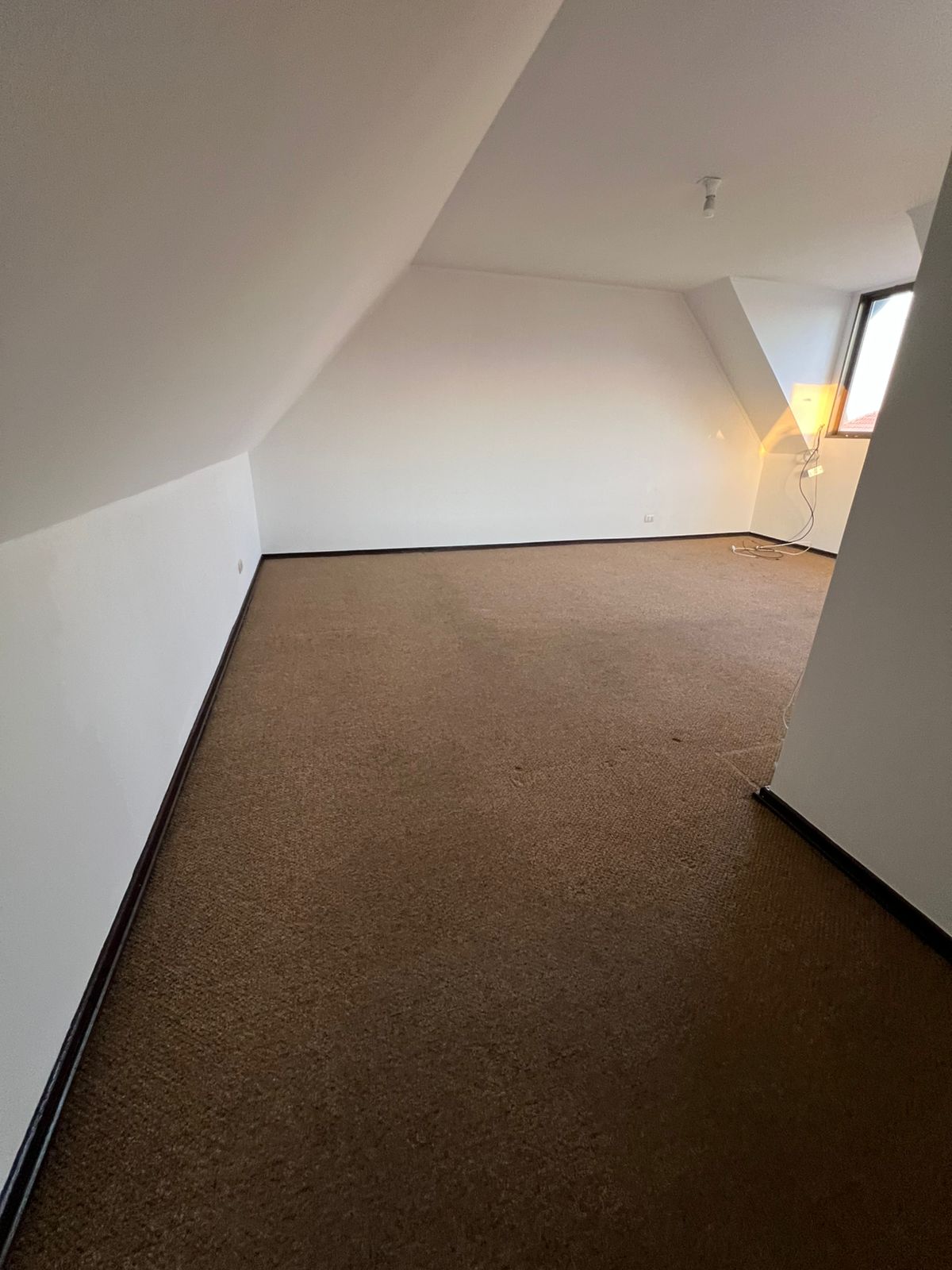 HERMOSA CASA EN VENTA  4D| 3B EN PASAJE ALQUIMIA, MAIPÚ