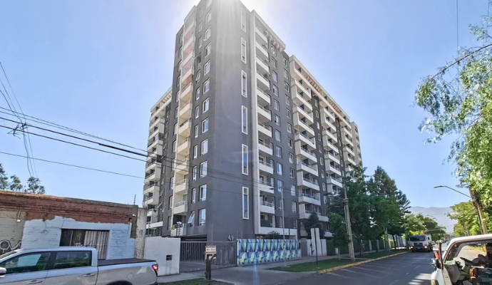 Departamento en arriendo en San Miguel de 2D+2B con estacionamiento y bodega