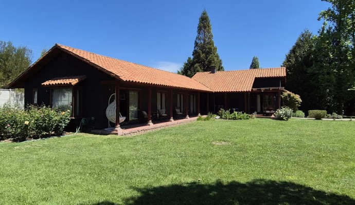 PARECELA CON CASA DE 257 M2 CAMINO EL CRUCERAL, PIRQUE