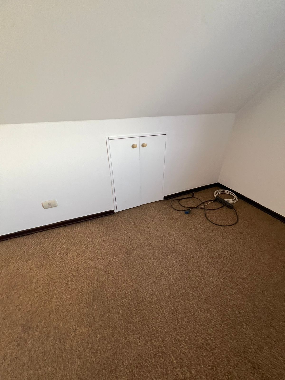 HERMOSA CASA EN VENTA  4D| 3B EN PASAJE ALQUIMIA, MAIPÚ